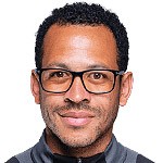  亨利直言不讳；罗塞尼尔转身一刻，暴露指挥缺失。 体育新闻