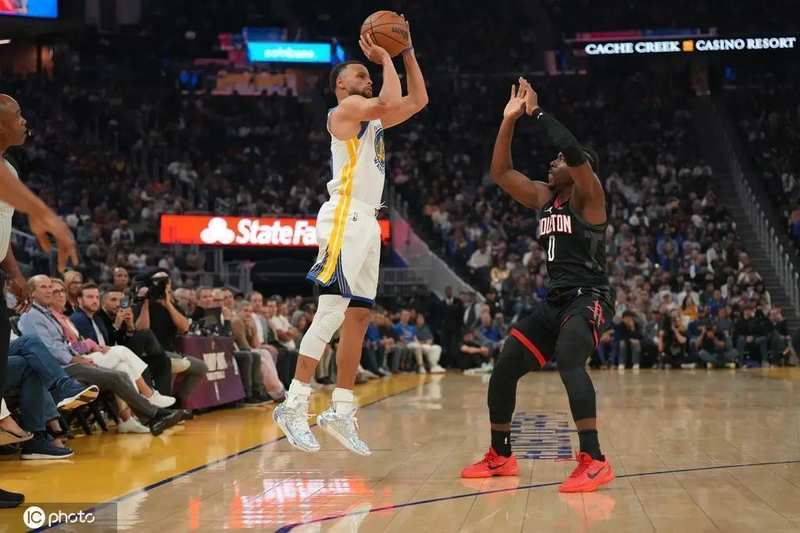  【技术拆解】杜兰特16.1秒生死决策：为什么死神选择传球而非出手 体育新闻