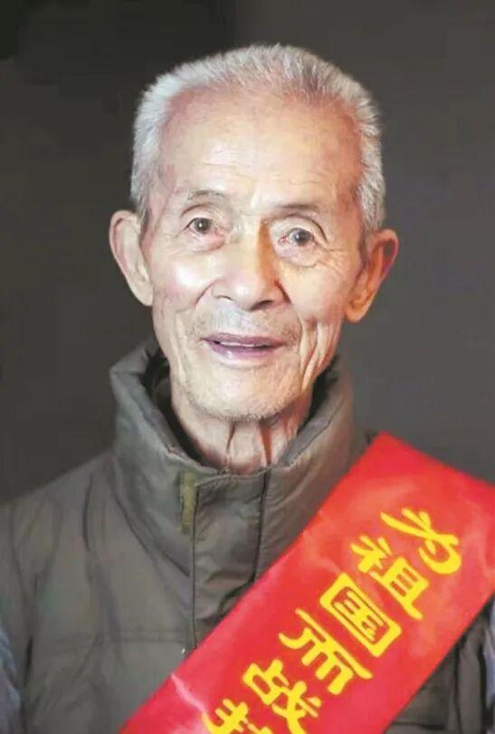  从贵州荒冢到昆明陵园：一位抗日烈士的归乡技术还原 文化旅游