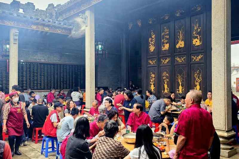 当动车组驶入七百年古村:省级非遗「官塘茶果」的技术解构与铁路文旅融合密码 文化旅游