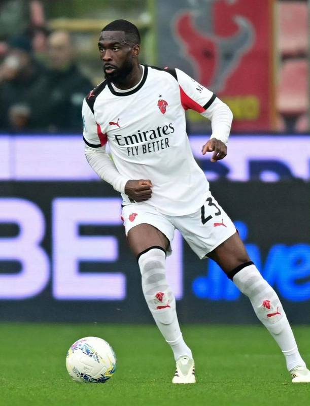  战术革命的临界点：阿莱格里的433抉择与米兰困局深度解析 体育新闻