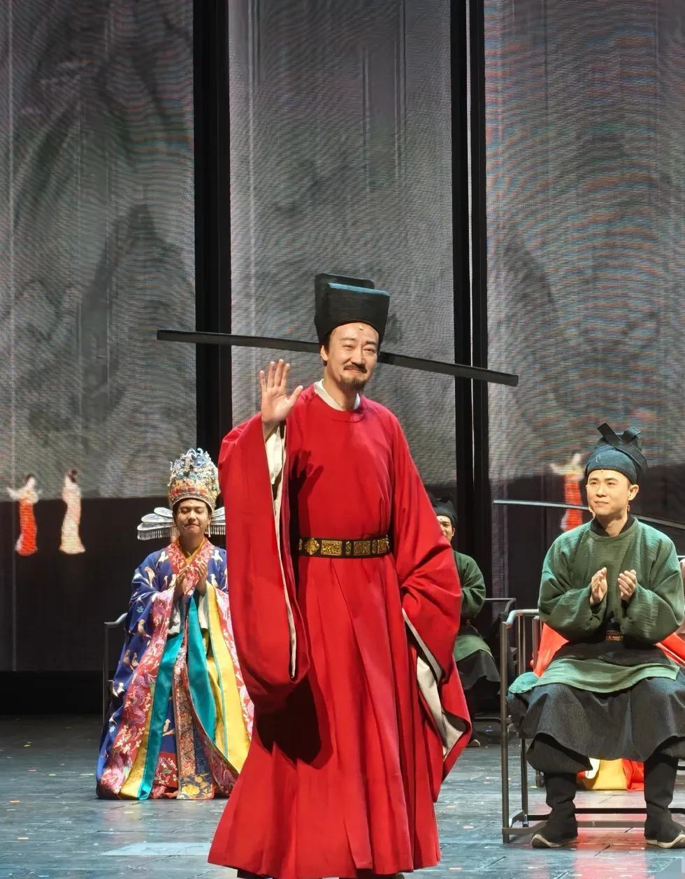  《苏堤春晓》舞台复归：辛柏青如何穿越丧妻之痛完成职业救赎 影视小说